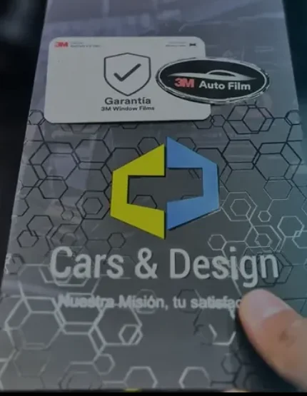 Certificado de garantía CD Cars & Design con sellos 3M Window Films y 3M Auto Film